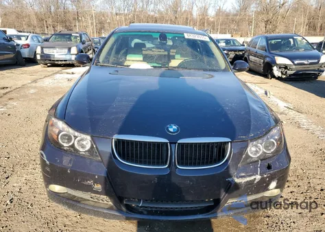 2006 BMW 325 Xi z USA, uszkodzony, nr VIN WBAVD13576KV04644